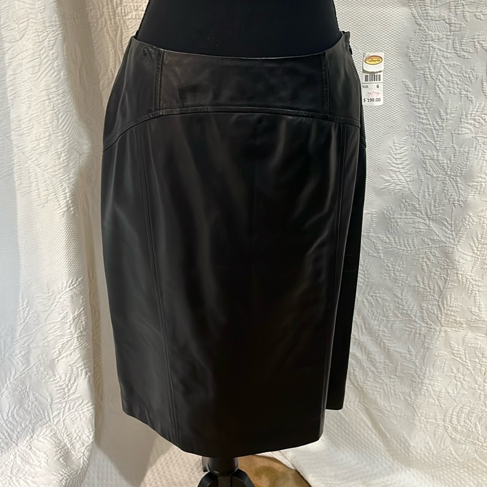 Talbots black leather‎ skirt, size 6, NWT